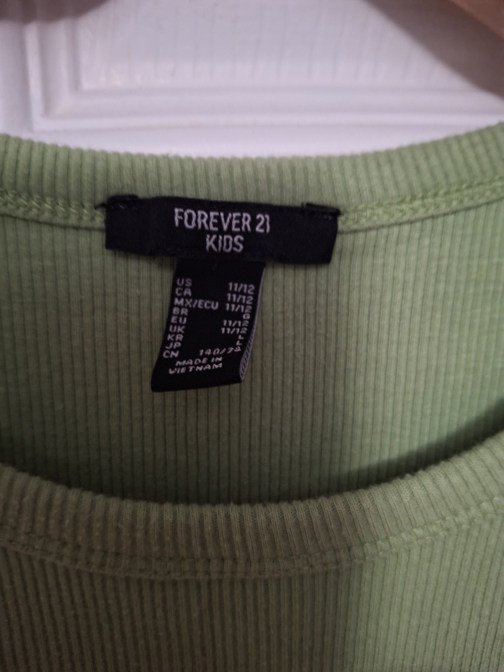 Forever 21 Kids Pale Green Ribbed Crewneck Tee